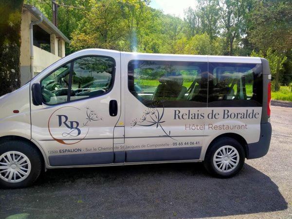 Отель Le Relais De Boralde Эспальон Экстерьер фото